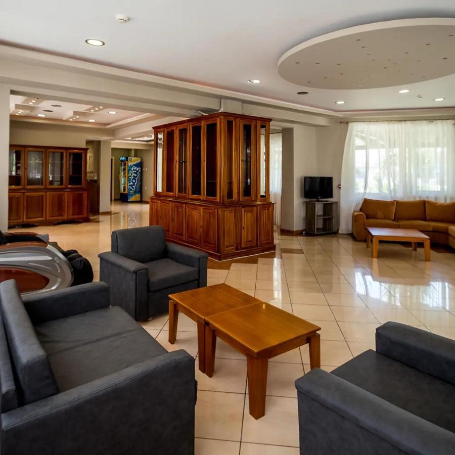 Perkes Hotel Complex (Adults Only) Laganas Bagian luar foto
