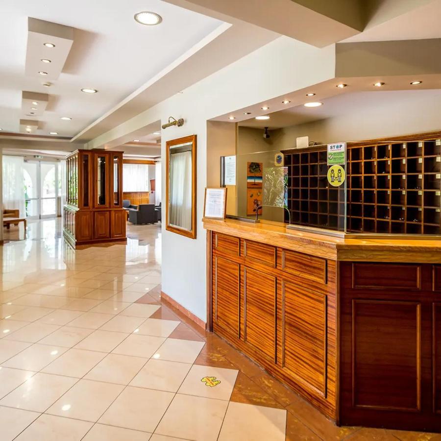 Perkes Hotel Complex (Adults Only) Laganas Bagian luar foto